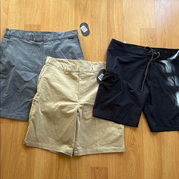 LAIRD shorts men’s corduroy shoreline size 33 men’s stretchy BUNDLE OF 3